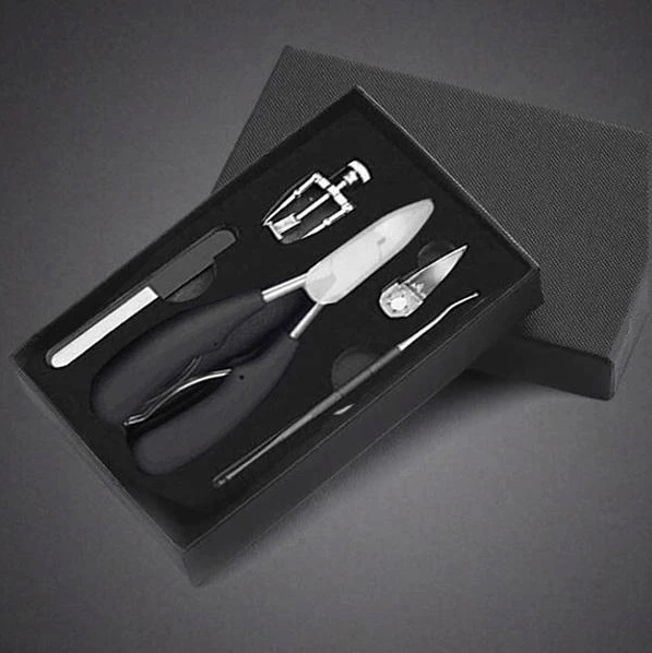 Nail clippers / Five piece set