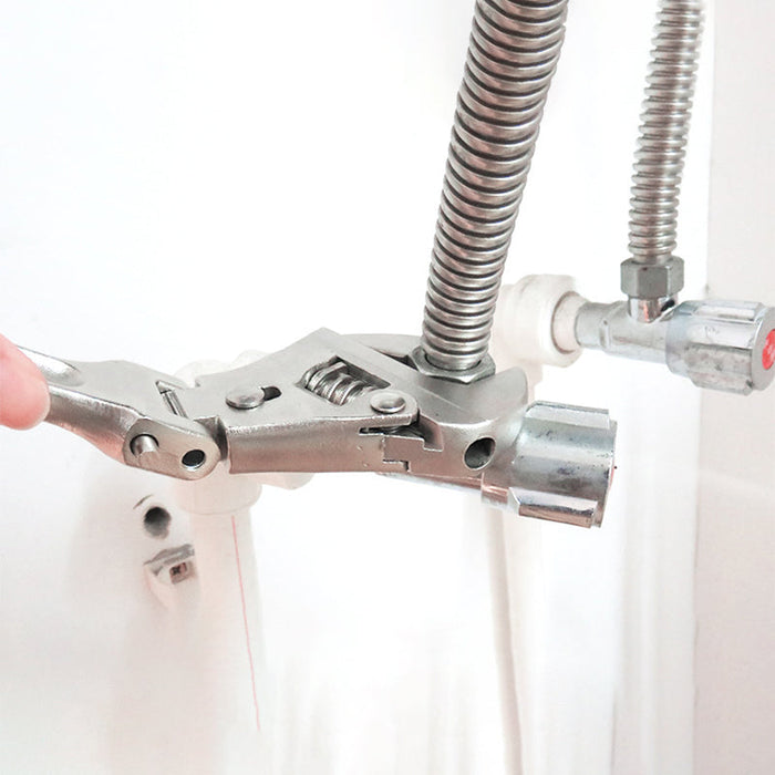 8 inch Adjustable Ratchet Wrench