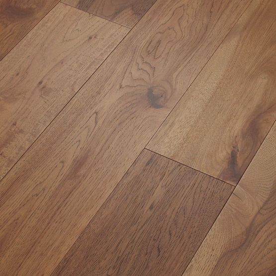 Anderson Tuftex Imperial Pecan 7.5" - Antique - GreenFlooringSupply.com