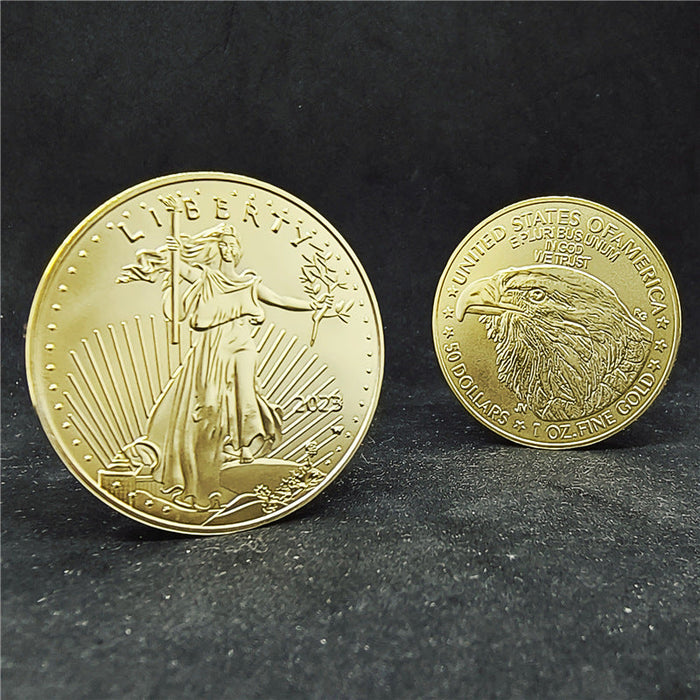 1 pc / 2023 Gold Big headed Eagle