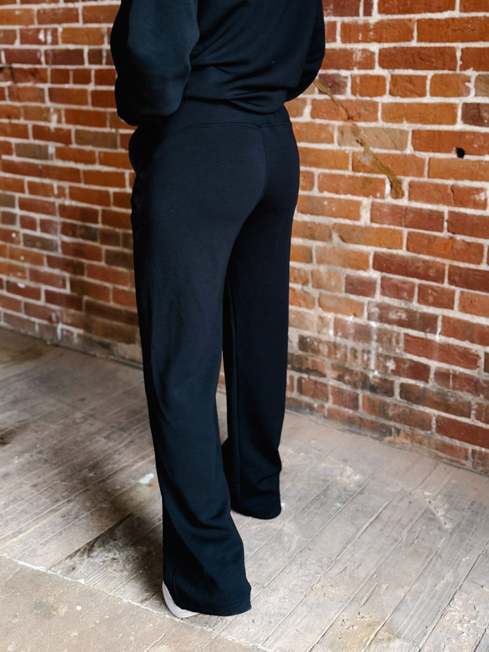 Get What you Want Scuba Straight Leg Pant, Black