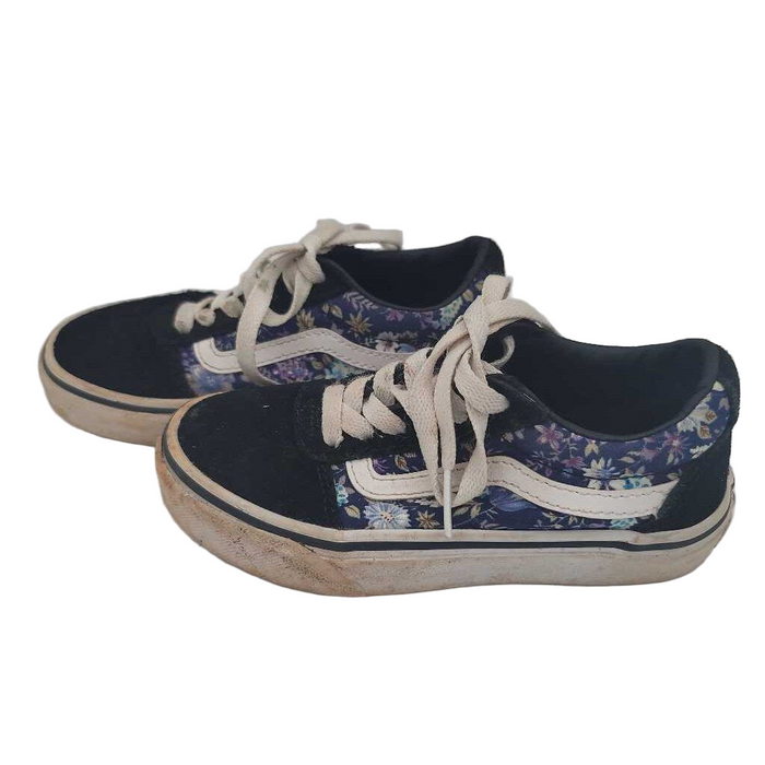 Lace Up Sneakers / Flowers