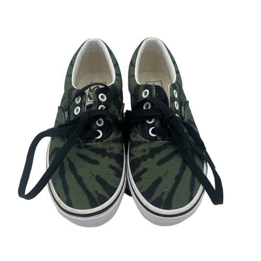Lace Up Striped Tennis Shoes