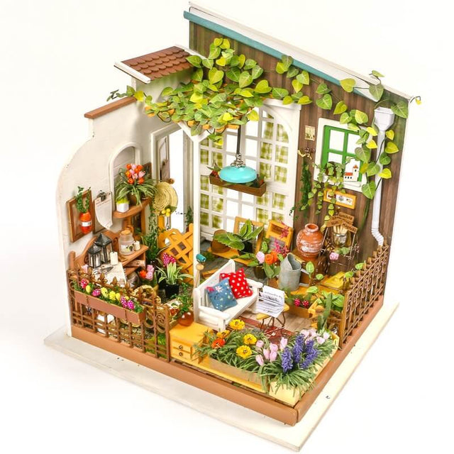 Miller's Garden DIY Miniature Greenhouse Kit
