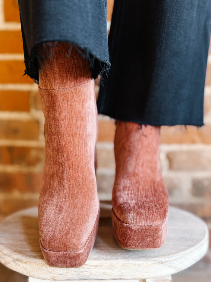 Nora Velvet Platform Boot, Rose