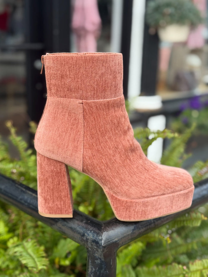 Nora Velvet Platform Boot, Rose