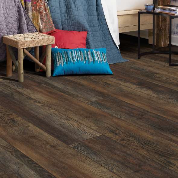 Shaw Floorte Classic Pantheon HD Plus - Orso 7" - GreenFlooringSupply.com