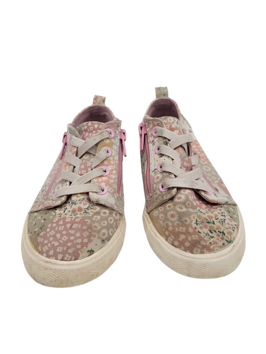 Slip on Sneaker/Zipper