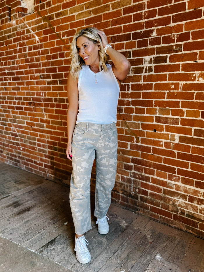 Soft Recon Camo Barrel Jeans