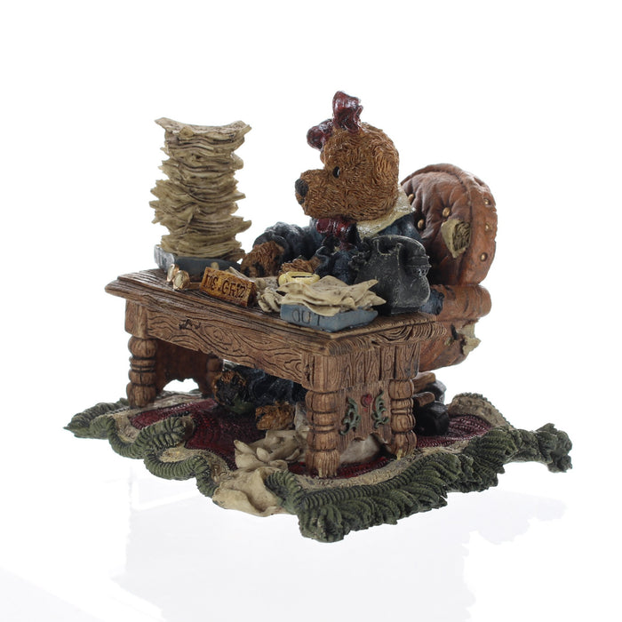 Boyds-Bears-Friends-Bearstone-Figurine-Ms.-GrizMonday-Morning-2277_02