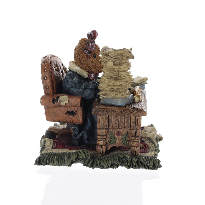Boyds-Bears-Friends-Bearstone-Figurine-Ms.-GrizMonday-Morning-2282_07