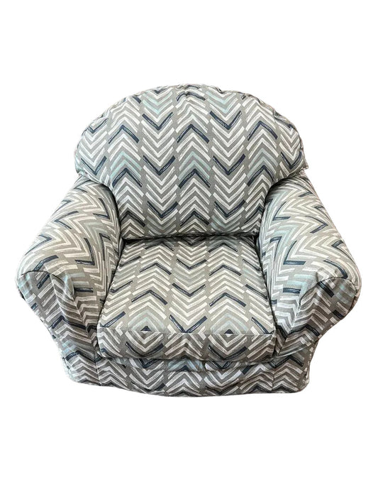 Toddler Arm Chair (23.5 T / 26.5 Wide)